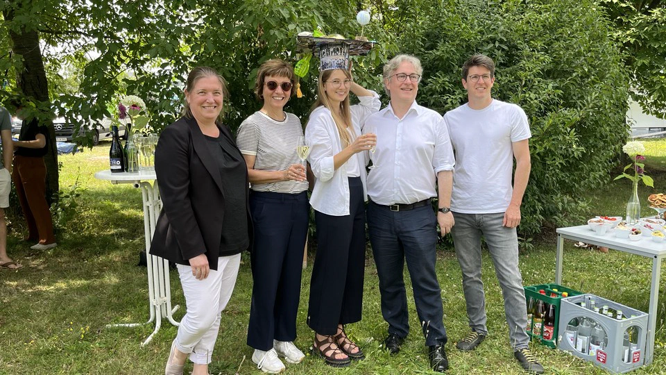 Sara defended her PhD Thesis with distinction